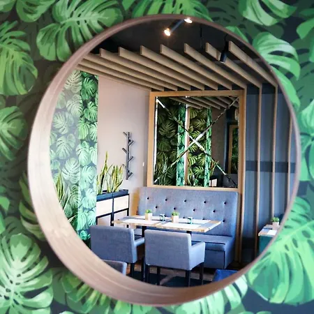 宾馆 Garden 热舒夫