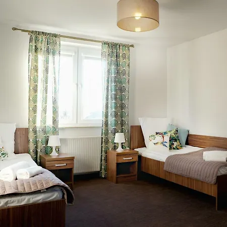 宾馆 Garden 热舒夫